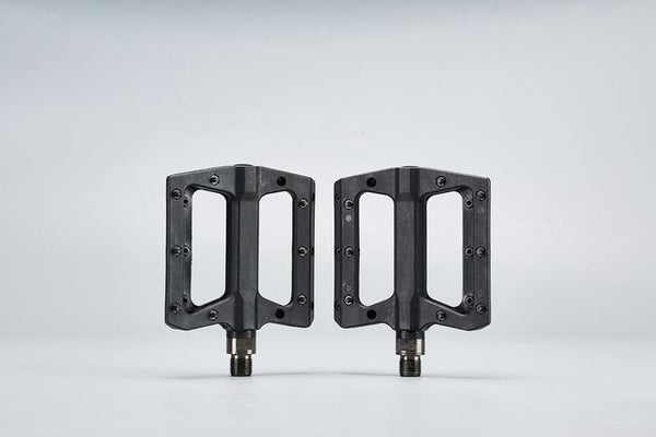 Composite Flat Pedals